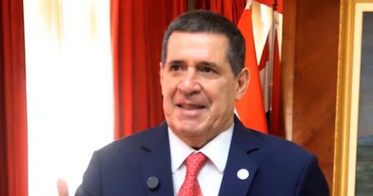 Cartes llama a votar en las elecciones municipales con compromiso
