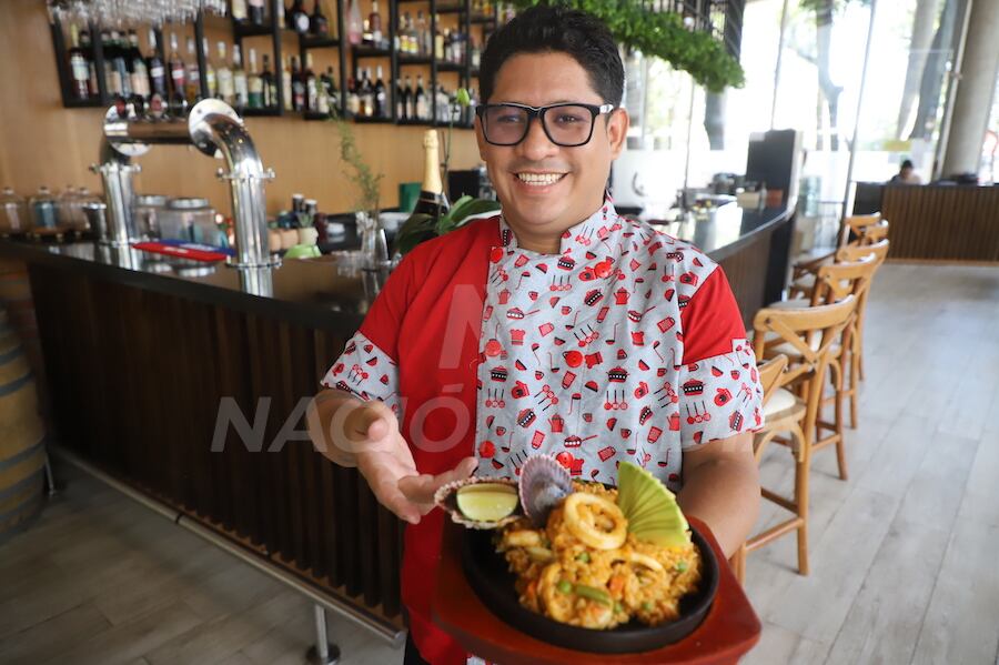 El chef peruano Jimmy Castillo Arellano es el hacedor de la magia culinaria en el restaurante Ena