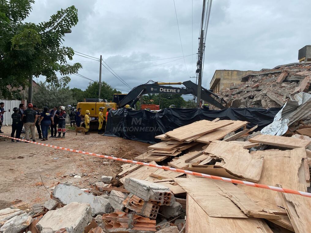 En el lugar fueron rescatados dos cuerpos que corresponde a una mujer adulta y una adolescente de 15 años. Foto: Rocío Gómez/NM