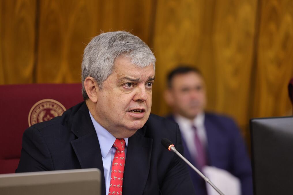 El secretario de Estado, Enrique Riera, recordó que a través de los fondos de la Itaipú Binacional también se contribuirá al refuerzo institucional y funcional del Ministerio del Interior. Foto: Gentileza