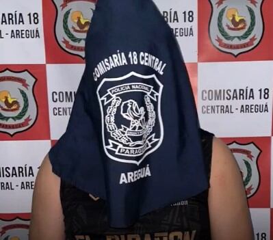 Según los intervinientes, el policía utilizó su propio automóvil (sin chapa) para perpetrar el atraco. Foto: Captura de pantalla