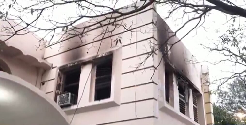 Se presume que un corto circuito generó el fuego, pero se aguarda resultado del peritaje. Foto: GEN/NM