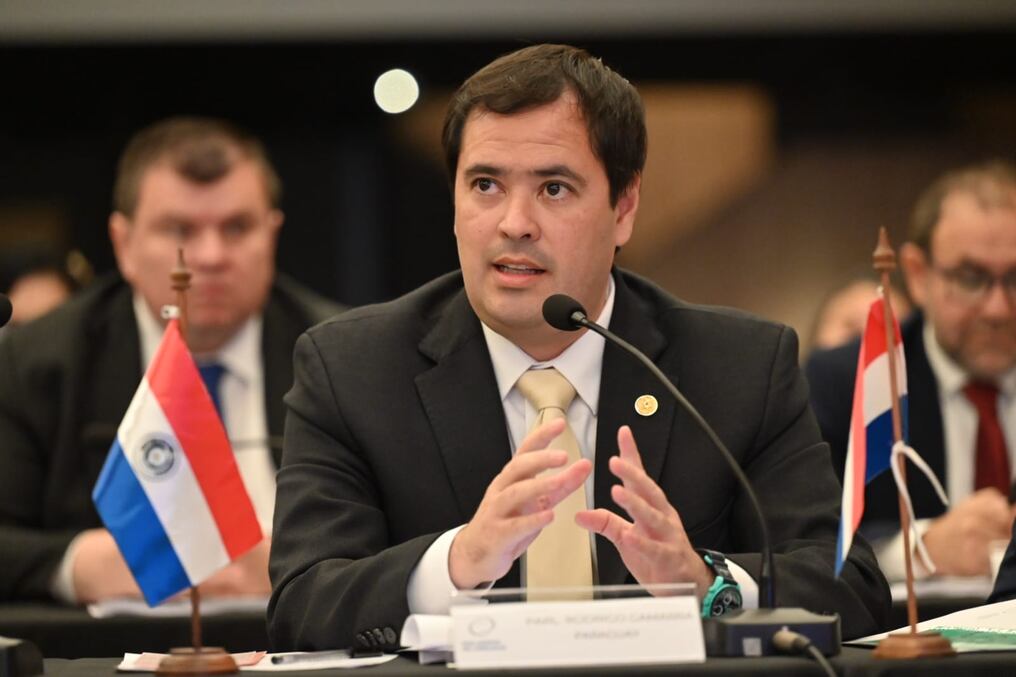 El diputado Rodrigo Gamarra calificó de acertada la cumbre de poderes planteada por el TSJE para analizar e impulsar una nueva ley del financiamiento político. Foto: Archivo