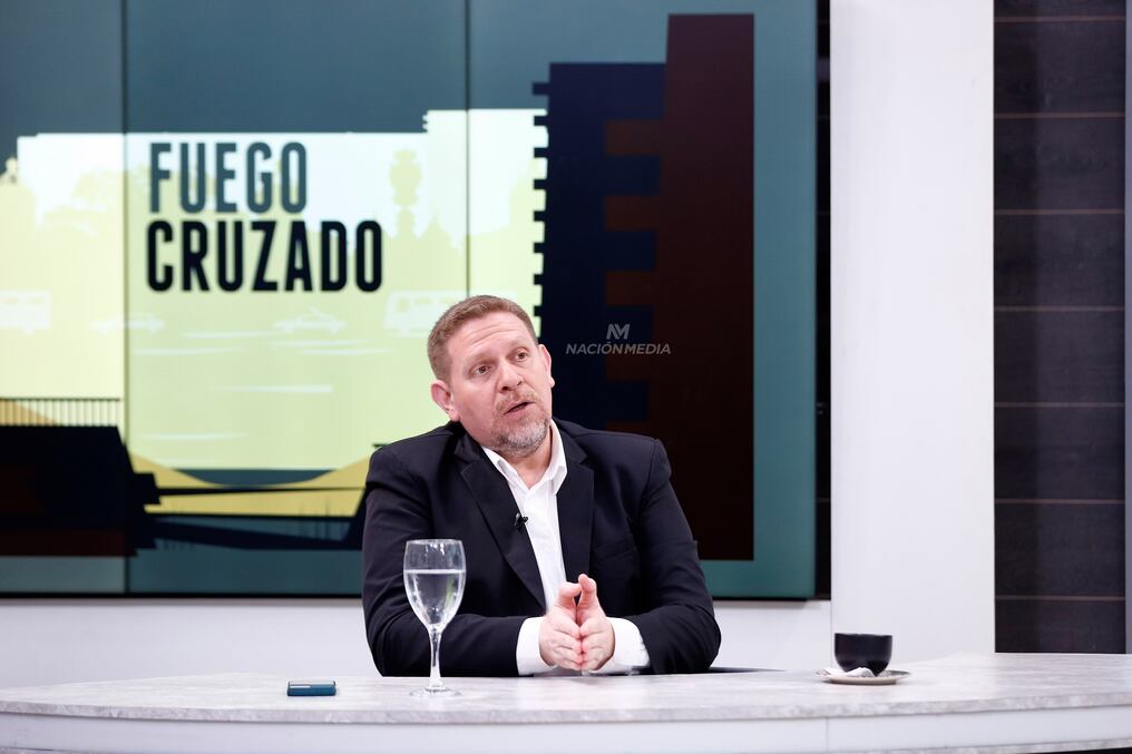 Eddie Jara anunció que también revisará el número de funcionarios que contrató la estatal en estos últimos cinco años. Foto: Christian Meza.