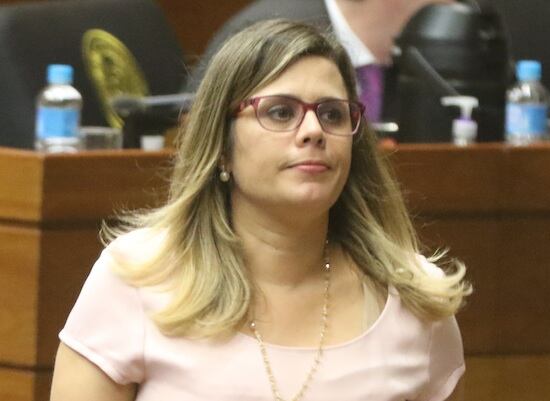 El juzgado penal de garantía puede oponerse a la desestimación de la denuncia y en caso de ser así será el fiscal general del Estado quien decida si corresponde seguir con la investigación o archivar el caso. Foto: Archivo