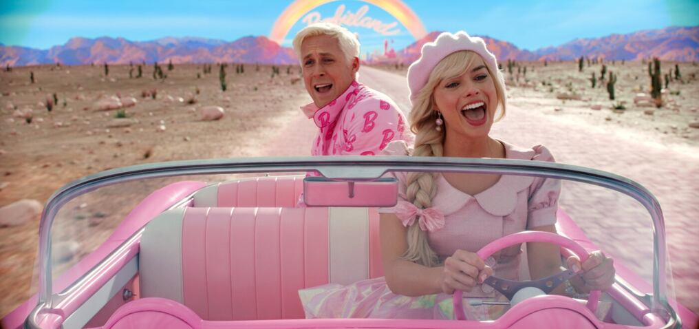 La cinta basada en la popular muñeca, con Margot Robbie y Ryan Gosling, llegará a cines paraguayos el 20 de julio. Foto: Gentileza