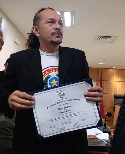 A Rafael Esquivel se le acaba el tiempo para lograr el permiso para salir de prisión y acudir este viernes al Congreso. Foto: Captura de video