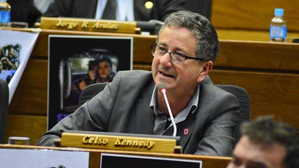El exdiputado Celso Kennedy manifestó que el PLRA necesita seguir trabajando en sus bases, para reconvertirse en una oferta política válida, si pretende ser algo más que solo un partido de oposición. Foto: Gentileza
