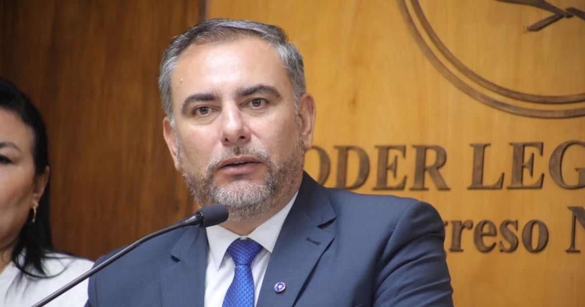 Villalba sostiene que la oposición debe enfocarse en una agenda nacional