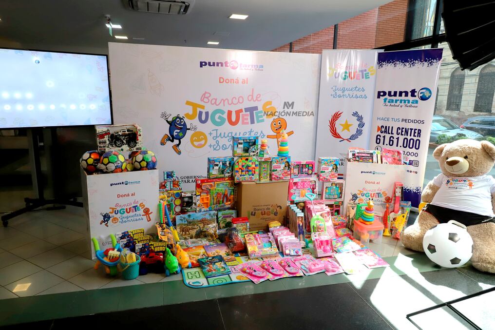Se cuenta con varios puntos para recepción de las donaciones en todo el país. Foto: Néstor Soto