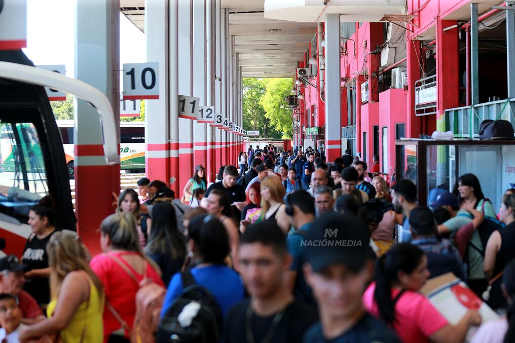 Desde este mediodía liberarán los horarios de buses de larga distancia. Foto: Matías Amarilla