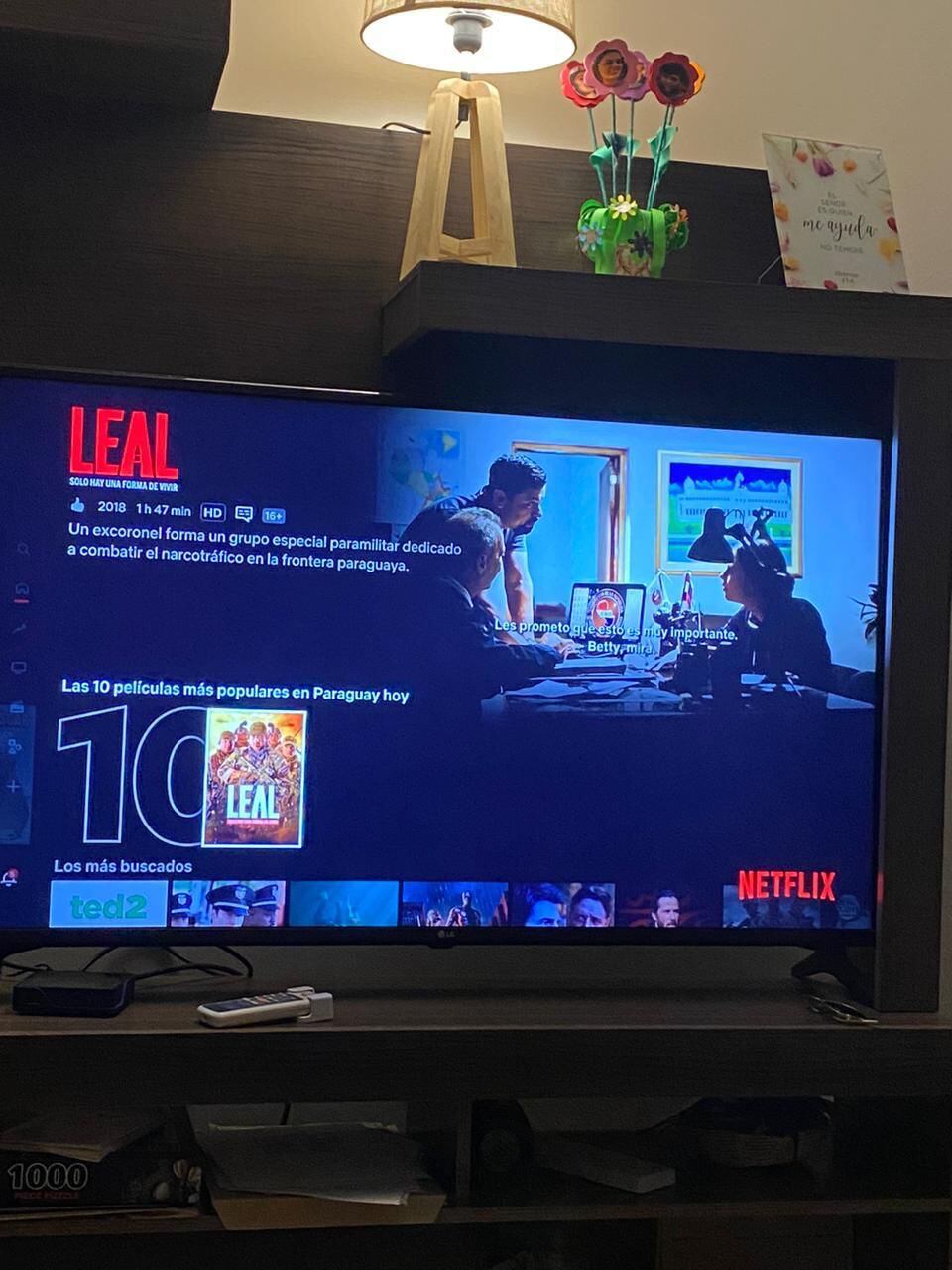 Los internautas comparten que Leal 1 lidera el top de películas en Netflix. Foto: Gentileza
