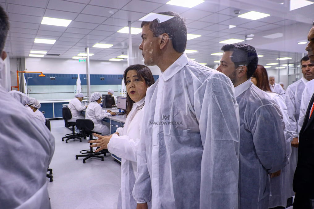 El acto de inauguración contó con la presencia del presidente electo, Santiago Peña, quien realizó un recorrido por las nuevas instalaciones. Foto: Eduardo Velázquez