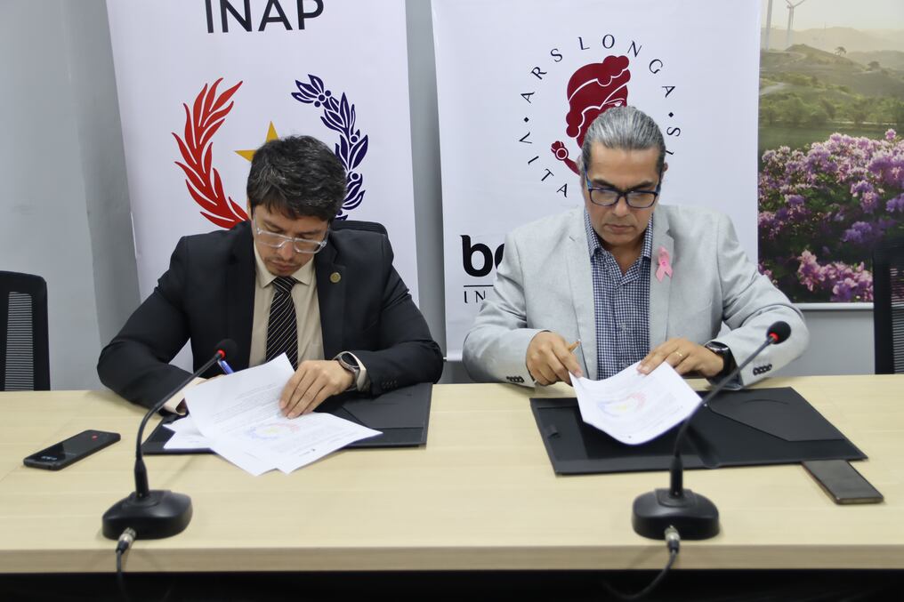 Este acuerdo permitirá a ambas instituciones desarrollar proyectos educativos orientados a la formación de profesionales. Foto: INAP