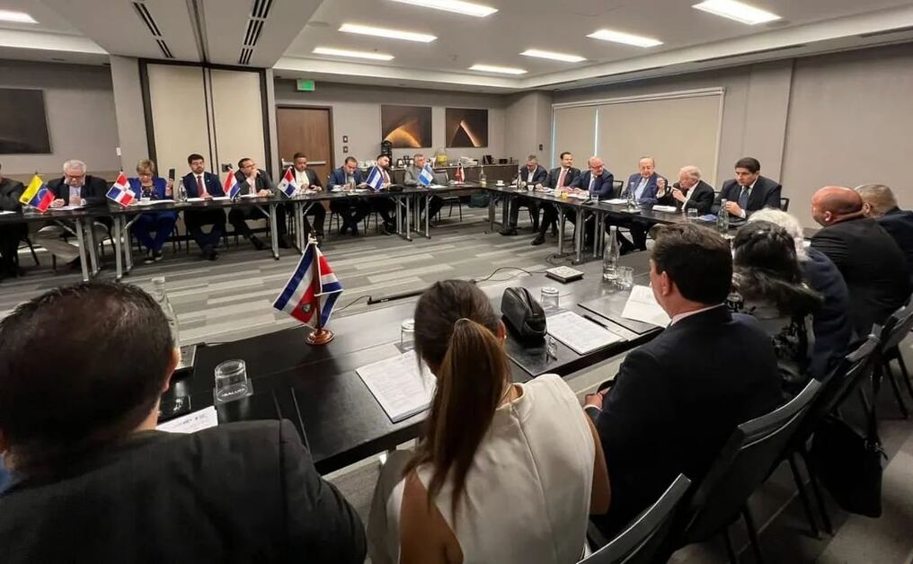 En San José, Costa Rica, se desarrolló el encuentro de la Red de Parlamentarios de la UPLA donde participó el senador Derlis Maidana. Foto: Gentileza