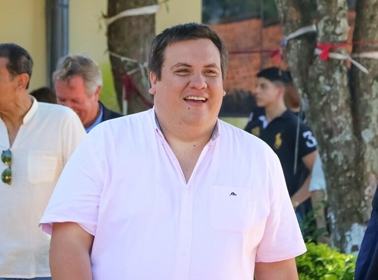 El gobernador del Guairá, Cesarito Sosa, catalogó las gestiones desde la Gobernación como una clara señal del compromiso asumido con el sector de la juventud. Foto: Archivo