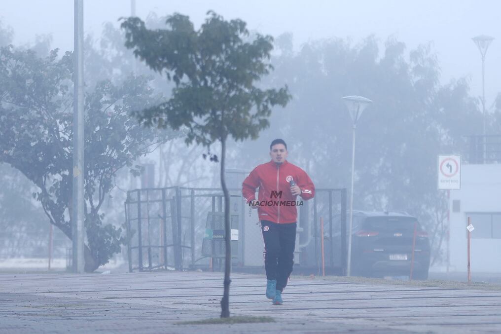 El amanecer de hoy, martes 1, se caracterizó por un ambiente fresco en gran parte del territorio nacional, tornándose luego cálido. Foto: Emilio Bazán