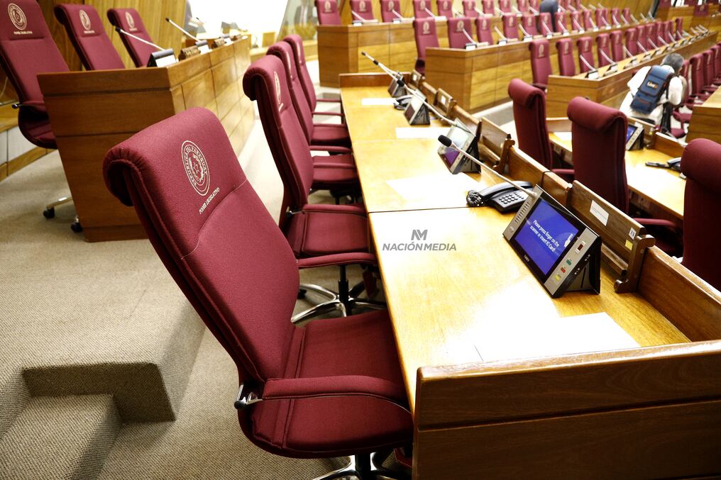 Diputados de la bancada Honor Colorado desmienten supuesto plan de impulsar pedido de pérdida de investidura de una colega. Foto: Archivo/Emilio Bazán
