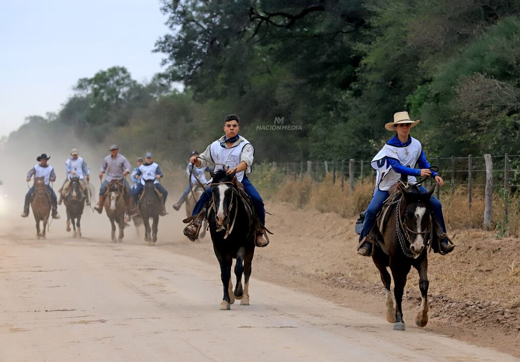 Desde este jueves 8 hasta el domingo 11 de agosto en Loma Plata, corazón del Chaco paraguayo, se realizará una emocionante edición más de la Marcha Criolla. Foto: Carlos Juri