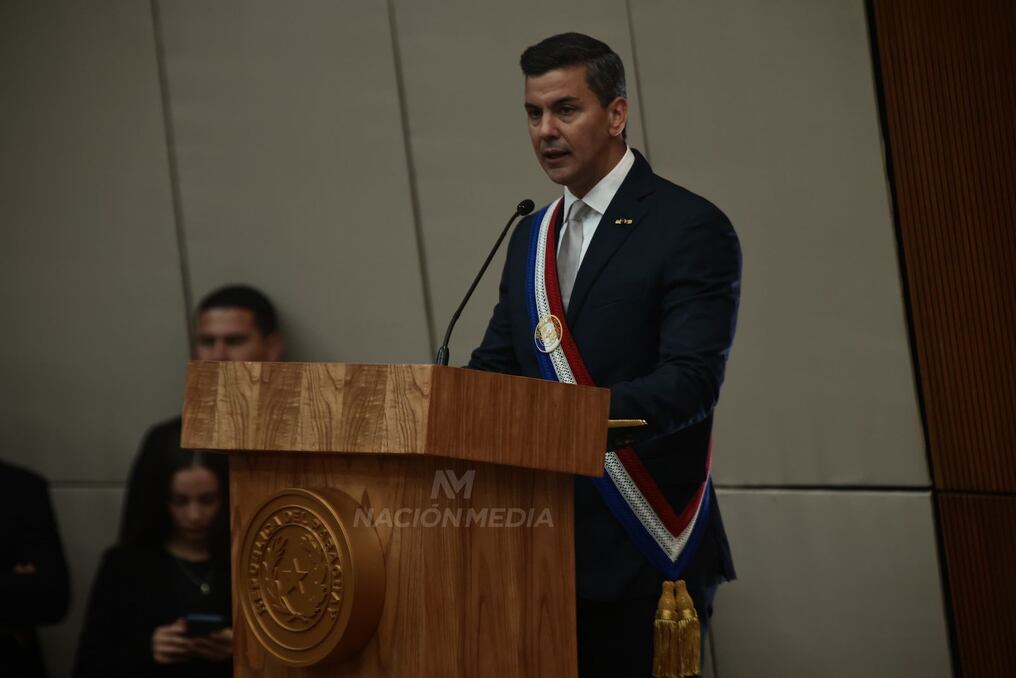 El exmandatario Nicanor Duarte Frutos dio su parecer sobre el primer informe de gestión del presidente de la República, Santiago Peña. Foto: Eduardo Velázquez