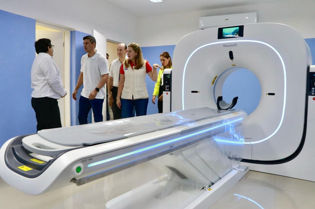 Es un equipo de muy alta resolución de 64 cortes en donde una tomografía se puede realizar en cuatro segundos. Foto: Gentileza