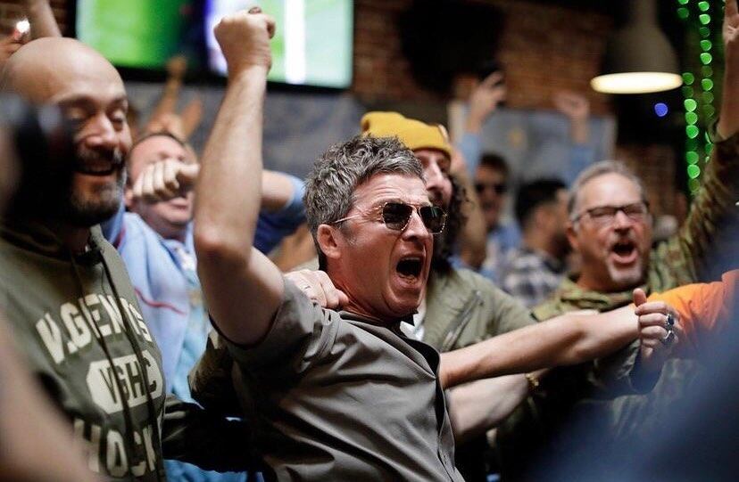 La emoción de Noel Gallagher al ver su equipo campeón. Foto: Instagram/@noelgallagherthechief