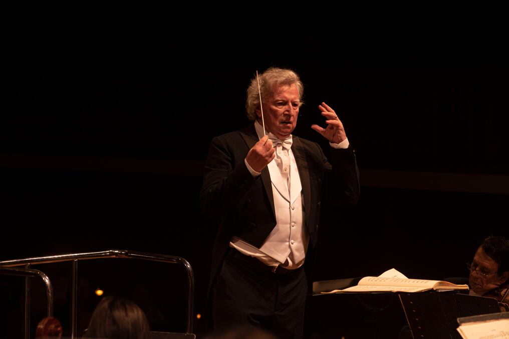El director de orquesta se encuentra en Alemania acompañando la gira de Sonidos de Paraqvaria, un proyecto que creó para promover la música barroca. Foto: Gentileza