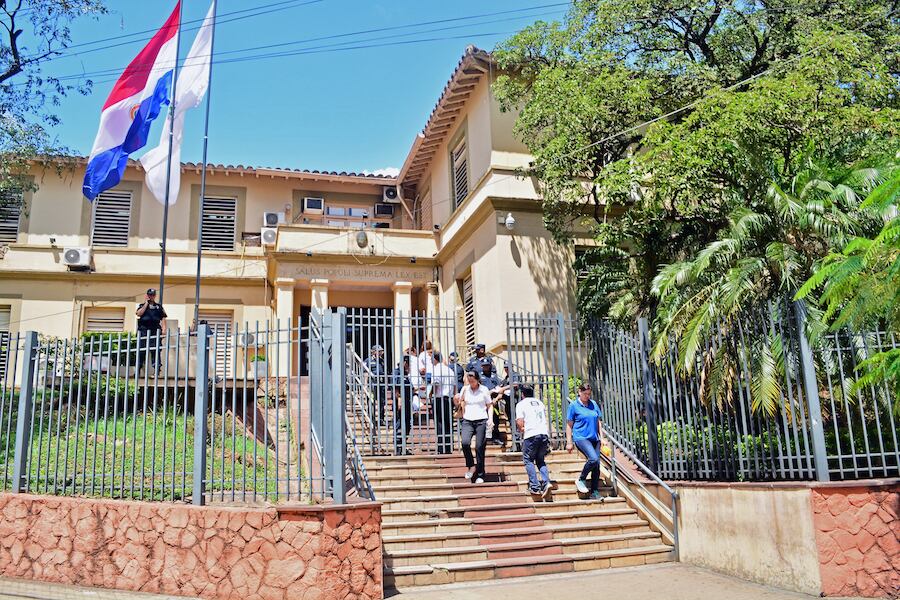 Salud Pública apunta a la reducción de costos de medicamentos y al mejoramiento de la infraestructura de los hospitales. Foto: Archivo