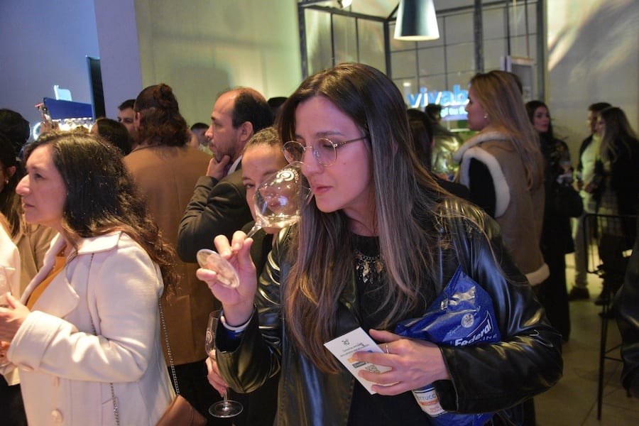 La cultura del vino descubre su punto de encuentro entre aficionados, expertos y empresarios.