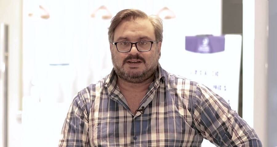 Sus allegados piden oraciones por la salud del médico José Fusillo, quien salvó la vida de cientos de personas durante la pandemia del covid-19. Foto: Archivo