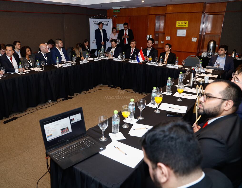 La Unión de Partidos Latinoamericanos (UPLA), elaboró diversos foros esta jornada, entre ellos, conversatorios con jóvenes y representantes del sector a nivel regional. Foto: Emilio Bazán