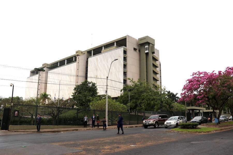 Autoridades del Comité de Política Monetaria del Banco Central del Paraguay (BCP) decidieron mantener el costo de la política monetaria ante diversos escenarios locales e internacionales. Foto: Archivo