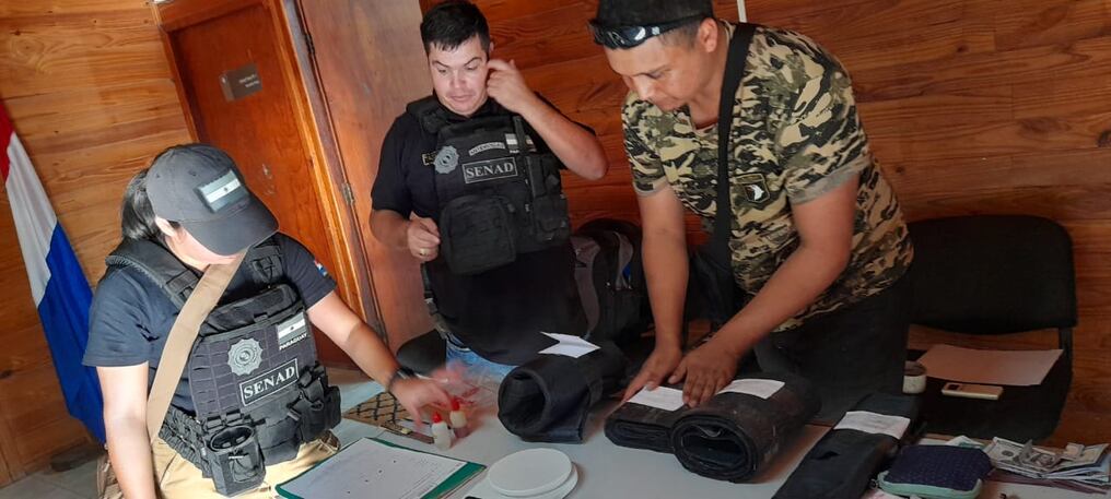 En una maleta doble fondo se incautó 6 kilos de cocaína pertenecientes a la ciudadana boliviana María Beatriz Fernández, quien está imputada por narcotráfico. Foto: Gentileza
