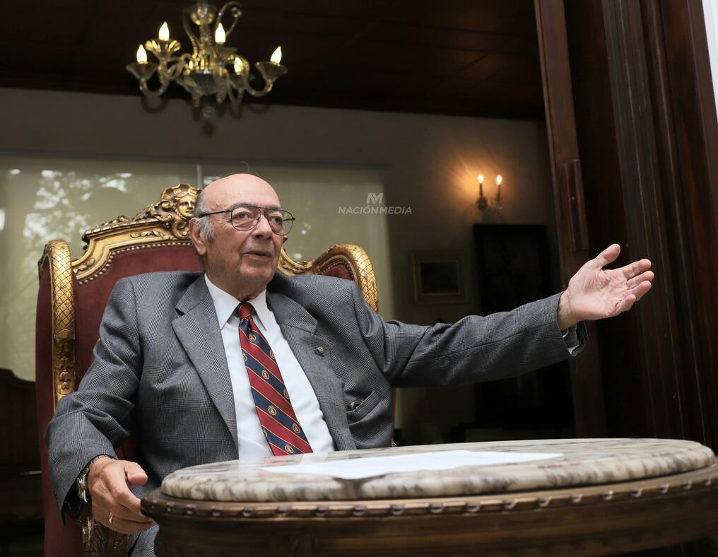El liberal Alfredo Jaeggli afirmó que dicho cuestionamiento es un "quemo" para la oposición. Foto: Roberto Zarza