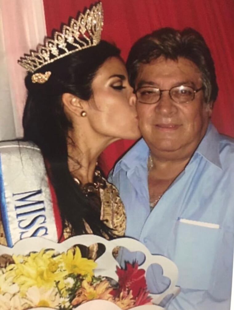 Fiorella Forestieri junto a su padre. Foto: Instagram - @fiofores