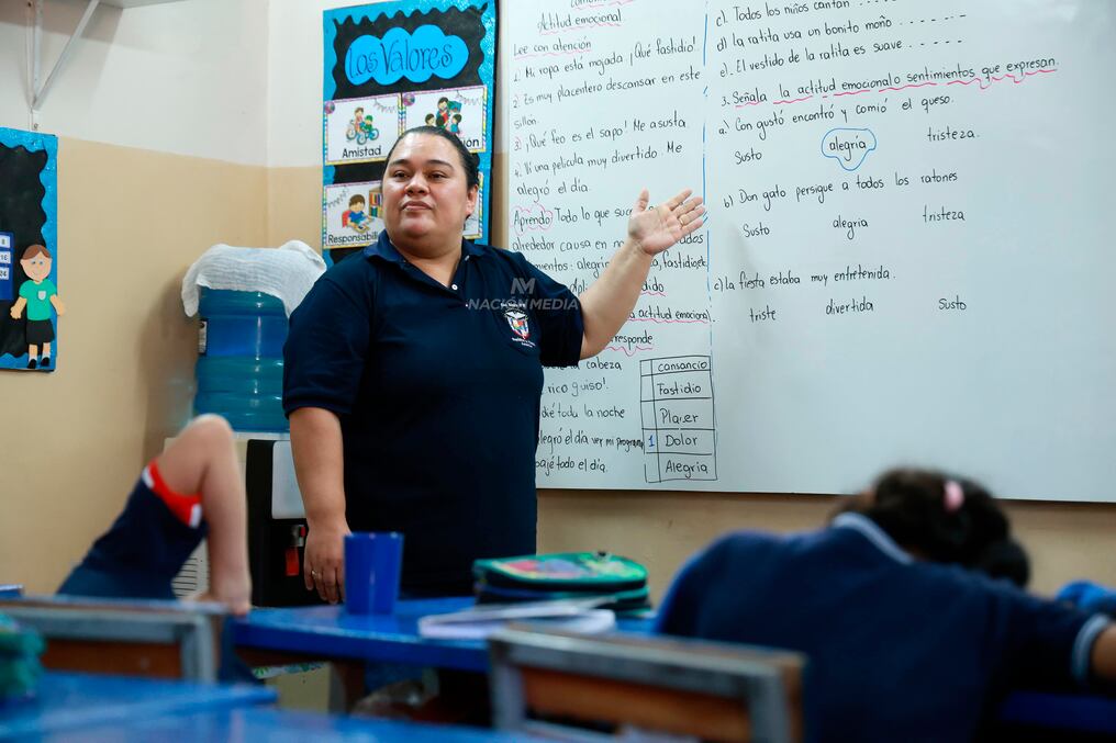 La profesora Diana Cáceres volvió a enseñar hace 5 años. Foto: Jorge Jara