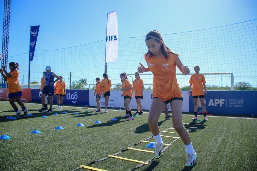 El festival reunió a más de 100 niñas aficionadas al deporte en una jornada de aprendizaje, diversión y formación deportiva. Foto: Gentileza
