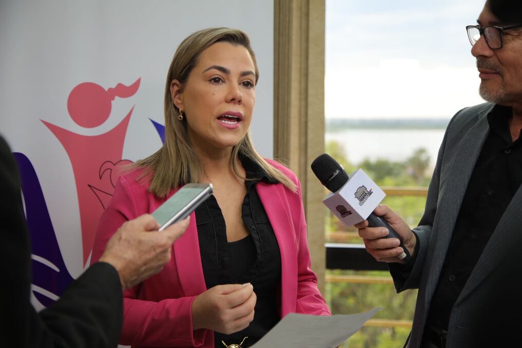La senadora Lizarella Valiente indicó que de esta manera se equipará este delito con el de homicidio, dada la gravedad del mismo. Foto: Gentileza