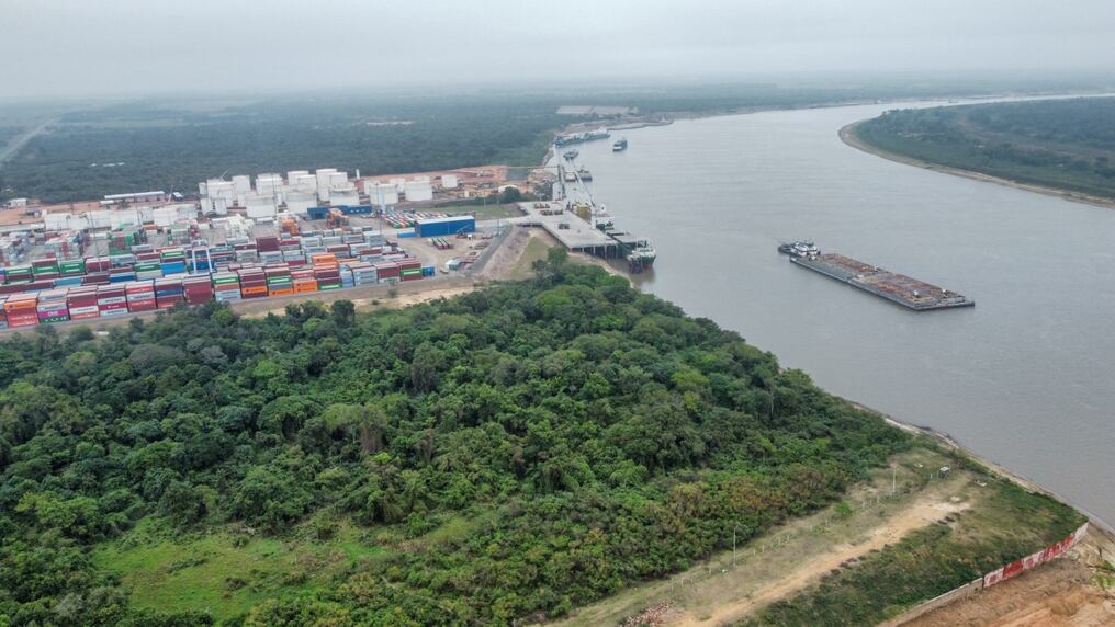 Esta iniciativa forma parte de la implementación de un avanzado sistema que busca transformar digitalmente los procesos de fiscalización y operación portuaria en Paraguay. Foto: Gentileza