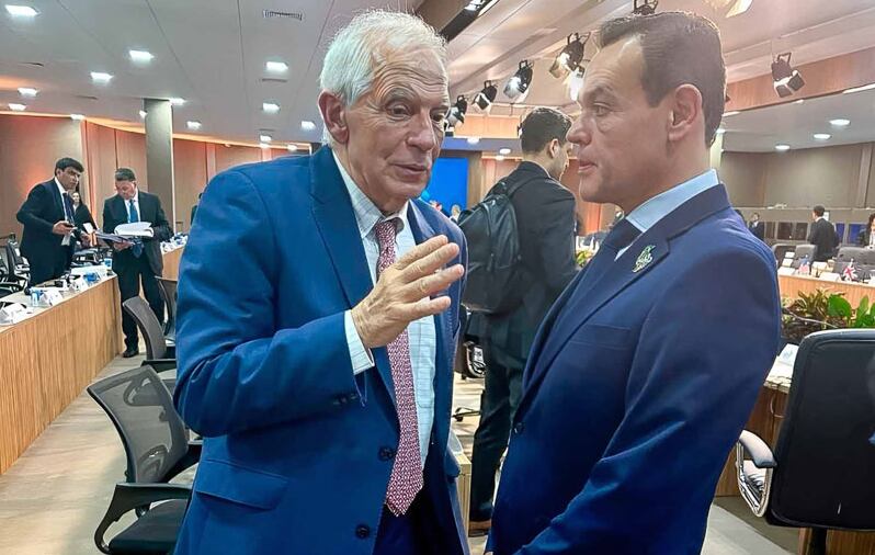 El Alto Representante de la Unión Europea para Asuntos Exteriores y Política de Seguridad, Josep Borrell, le informó al canciller paraguayo Rubén Ramírez que las negociaciones pasarían para después del 9 de junio. Foto: Gentileza