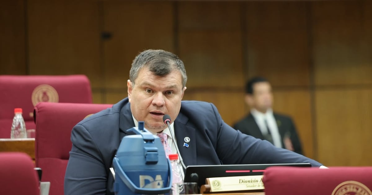 Amarilla critica a medios por crear dudas sobre el sistema financiero