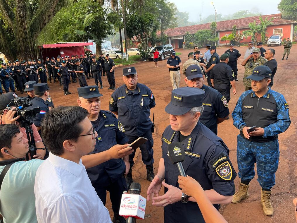 La Gobernación de Alto Paraná declaró estado de emergencia por la inseguridad en esa zona del país, los 200 efectivos de la Policía ya llegaron al departamento para iniciar el operativo. Foto: Gustavo Galeano