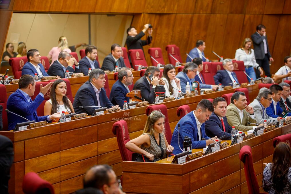 El PGN asciende a G. 132,9 billones (USD 17.560 millones) y el respeto al déficit fiscal permanecería en 1,9 % del Producto Interno Bruto (PIB). Foto: Emilio Bazán