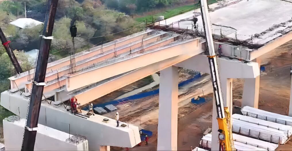 La enorme estructura va tomando forma y sus beneficios serán de gran impacto para Argentina, Brasil, Chile y Paraguay. Foto: MOPC