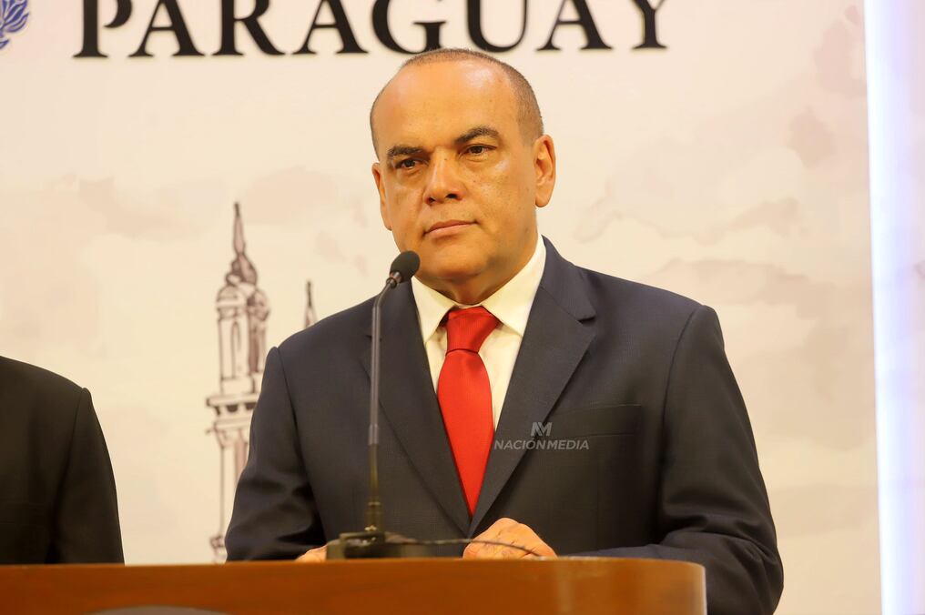 El senador Basilio Núñez detalló que el plan es denominado “Mega Tren de Carga” y atravesaría a Paraguay, Argentina, Chile y Brasil, para impulsar la conectividad entre cada uno de los países. Foto: Atilio Fernández
