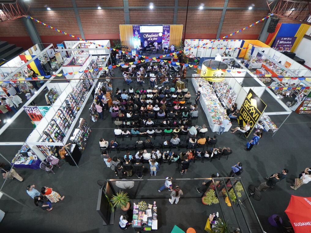 El evento destacó la presentación de 71 proyectos de promoción lectora a cargo de estudiantes. Foto: Gentileza