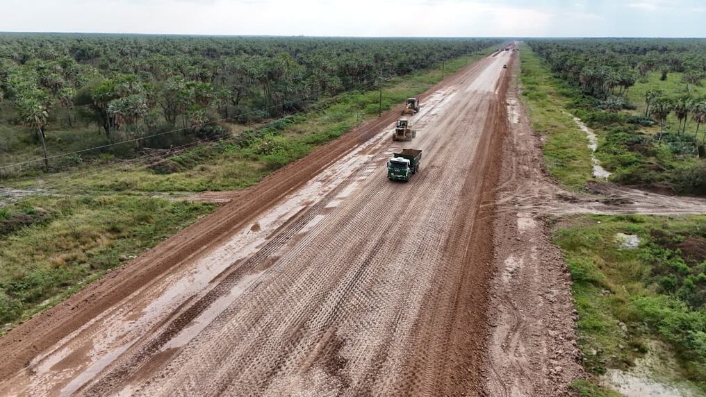 La falta de caminos transitables significaba quedar lejos de todo: hospitales, escuelas y hasta de lo más básico, como alimentos o medicamentos. Foto: Gentileza