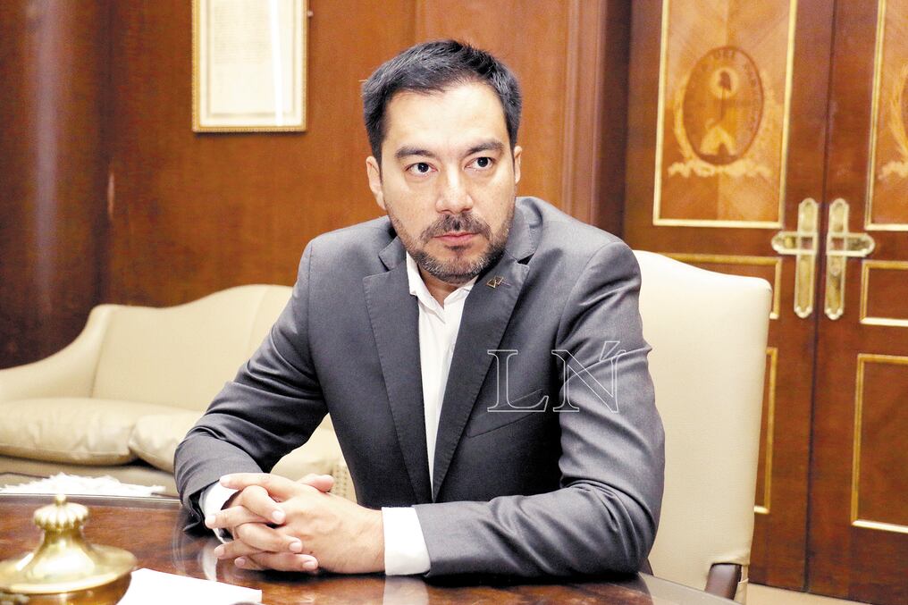 Daniel Correa, asesor económico y docente universitario, afirmó que Paraguay tiene una deuda pública sostenible debido a la solidez de su macroeconomía y su institucionalidad fiscal. Foto: Pánfilo Leguizamón