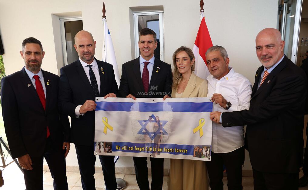 Con la presencia del presidente Santiago Peña; el presidente del Congreso de Israel, Amir Ohana; el embajador de Israel en Paraguay, Yoed Magen, y otras autoridades, se reabrió la embajada israelí en Paraguay, tras cinco años. Foto: Jorge Jara