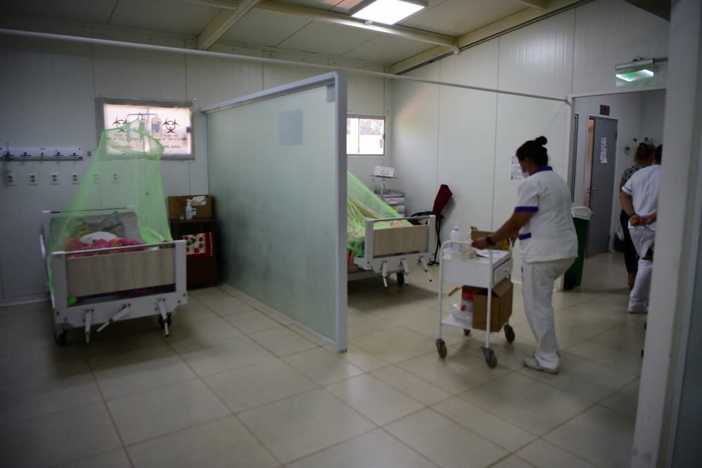 En las últimas tres semanas se registró un total de 855 pacientes hospitalizados por sospecha de arbovirosis. Foto: AFP